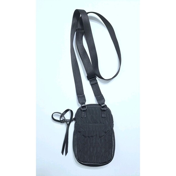 Aimee Kestenberg Nylon Stadium Crossbody Wallet Mini Just Saying Black Quilted - Picture 3 of 6